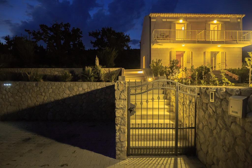 Hedera Estate, Villa Hedera VII Zaton  Luaran gambar